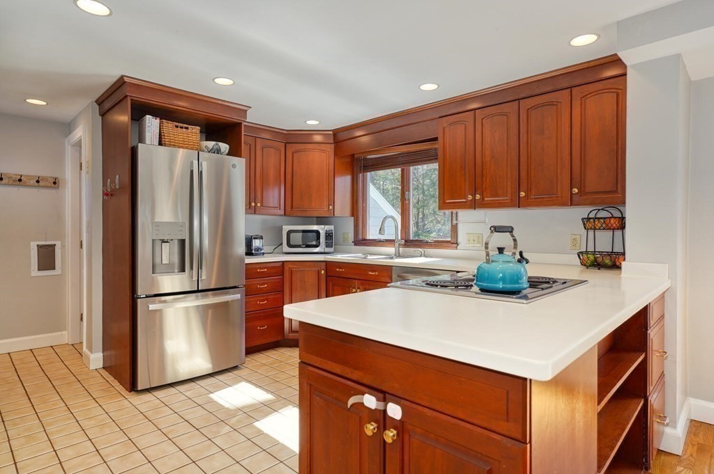 15 Ware Road Winchester, MA 01890 - Photo 6 of 40 Gallery Image 6