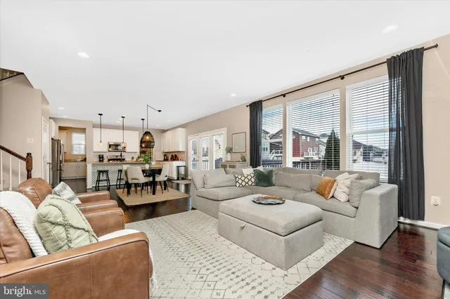 $689,900 | 1113 Lakin Drive, Frederick, MD 21702