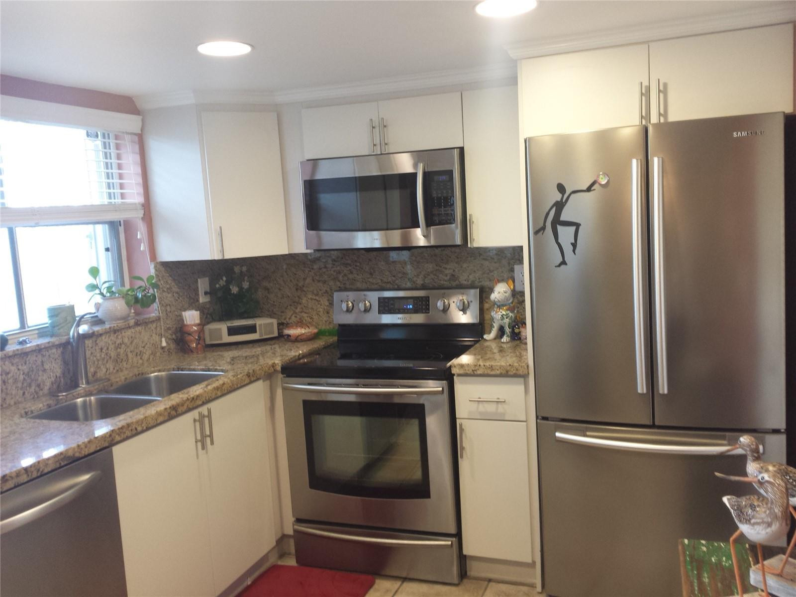 7091 Southwest 56 Street, Unit 7091 Miami, FL 33155 - Photo 16 of 55 Photo 16
