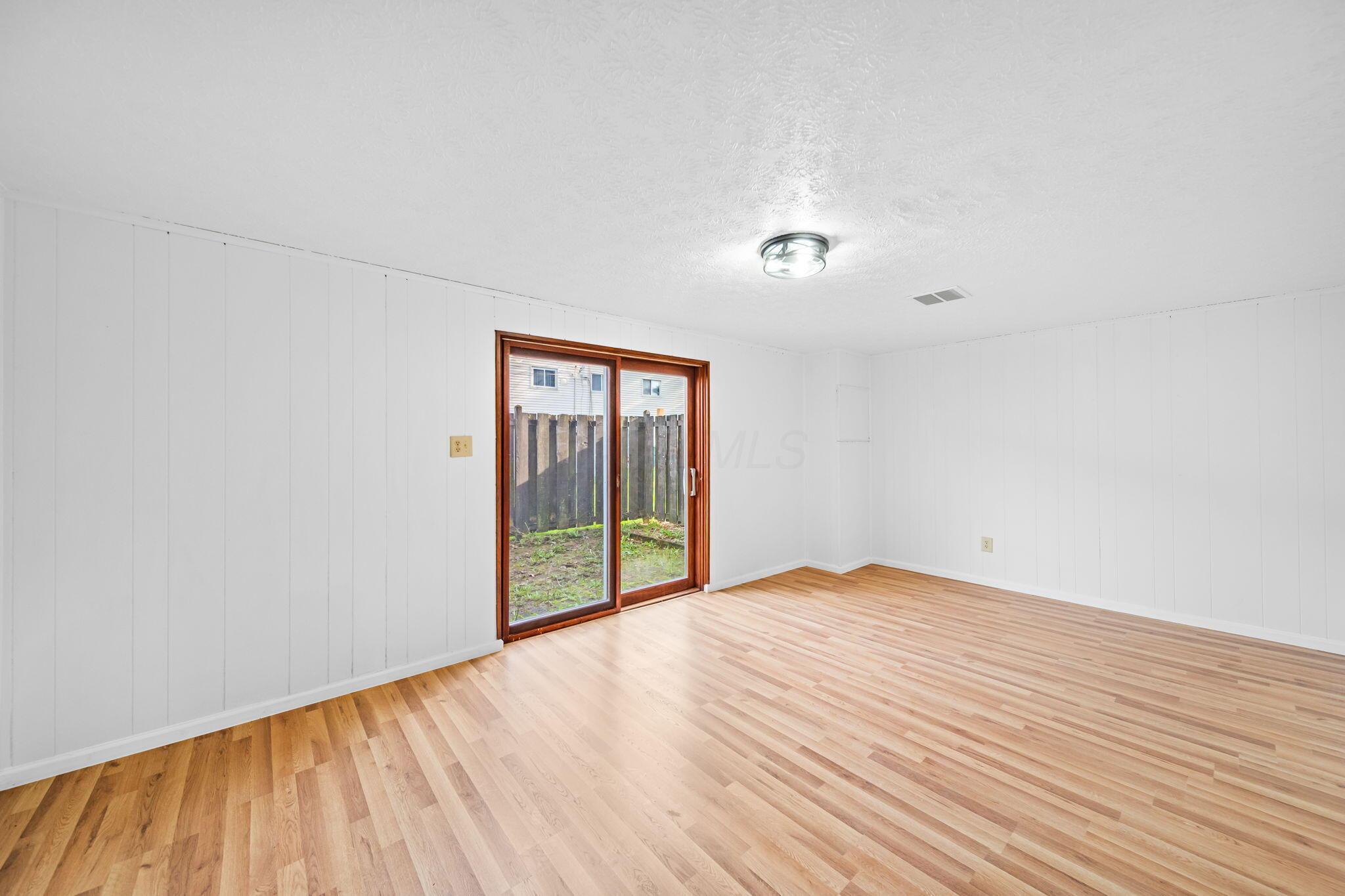 2844 Petzinger Road, Unit 69 Columbus, OH 43209 - Photo 18 of 74 18-web-or-mls-DSC01495-2