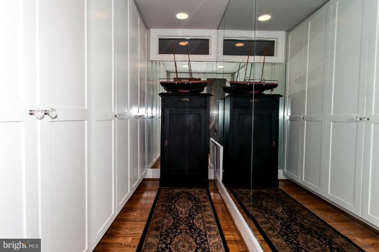 2728 Chain Bridge Road Northwest Washington, DC 20016 - Photo 17 of 24 Walk-in Closet