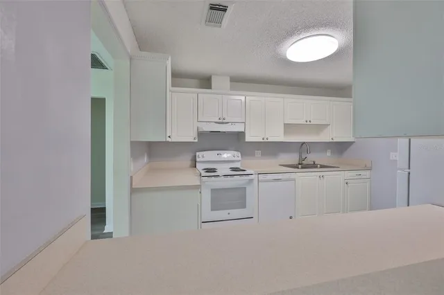 $182,000 | 1210 Eastloch Court, Sun City Center, FL 33573