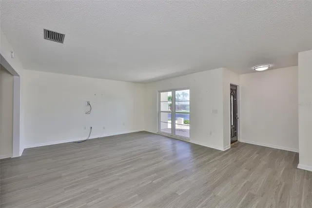 $182,000 | 1210 Eastloch Court, Sun City Center, FL 33573