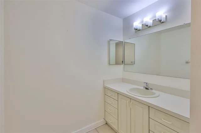 $182,000 | 1210 Eastloch Court, Sun City Center, FL 33573