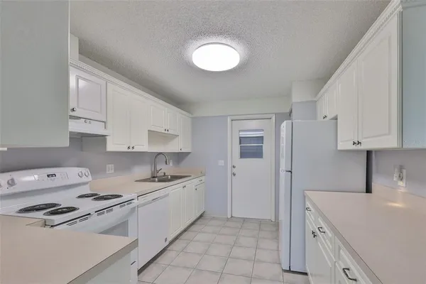 $169,000 | 1210 Eastloch Court, Sun City Center, FL 33573