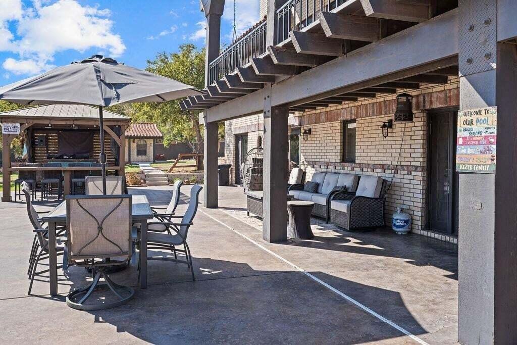 98 South Lakeshore Drive Ransom Canyon, TX 79366 - Photo 13 of 99 20250228140025828407000000-o