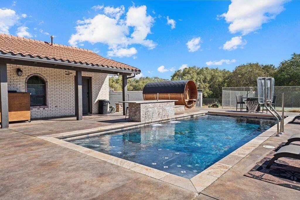 98 South Lakeshore Drive Ransom Canyon, TX 79366 - Photo 5 of 99 20250228140024276895000000-o