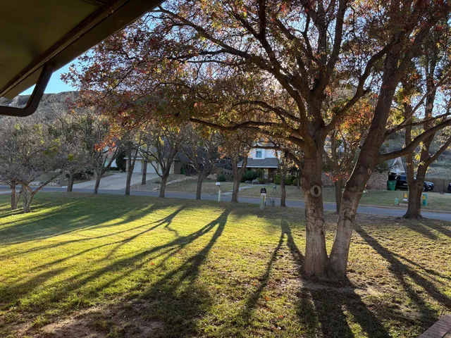 $875,000 | 98 South Lakeshore Drive, Ransom Canyon, TX 79366