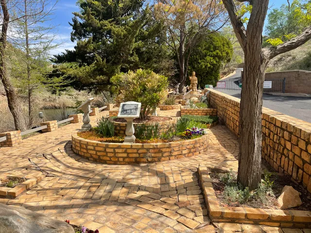 $875,000 | 98 South Lakeshore Drive, Ransom Canyon, TX 79366