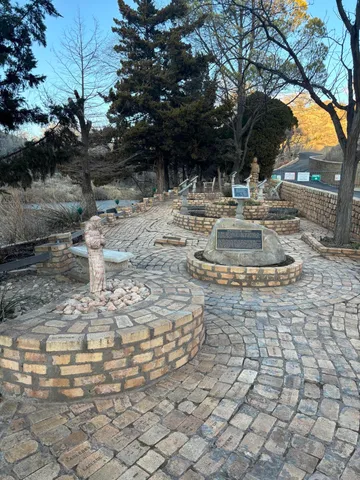 $875,000 | 98 South Lakeshore Drive, Ransom Canyon, TX 79366