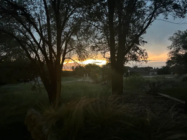 $875,000 | 98 South Lakeshore Drive, Ransom Canyon, TX 79366