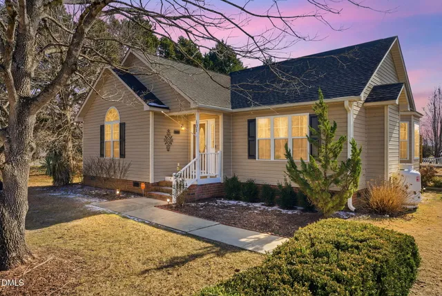 $309,000 | 101 White Water Court, Benson, NC 27504