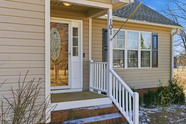 $309,000 | 101 White Water Court, Benson, NC 27504