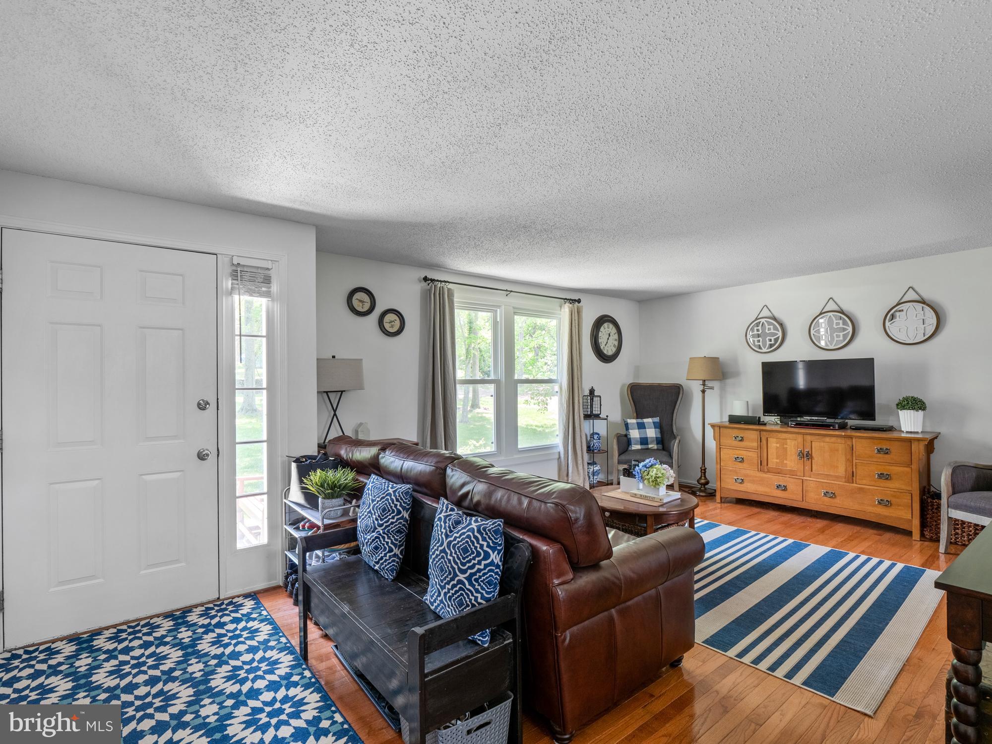 22245 Newlin Mill Road Middleburg, VA 20117 - Photo 7 of 44