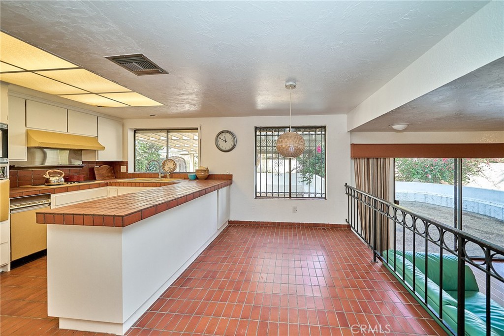 2049 Myers Street Riverside, CA 92503 - Photo 39 of 75