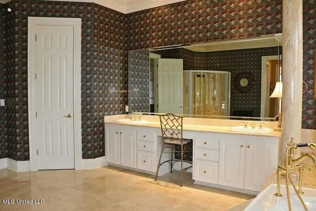 $1,350,000 | 51 Spencer Cove, Hattiesburg, MS 39402