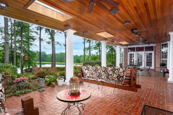 $1,350,000 | 51 Spencer Cove, Hattiesburg, MS 39402