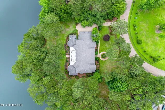 $1,350,000 | 51 Spencer Cove, Hattiesburg, MS 39402