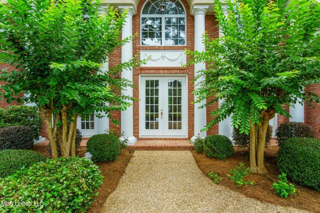 $1,350,000 | 51 Spencer Cove, Hattiesburg, MS 39402