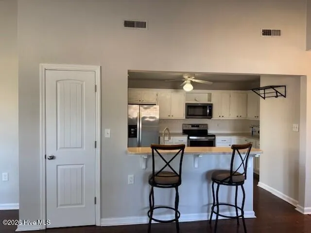 $195,000 | 82 Quarterdeck Townes, New Bern, NC 28562