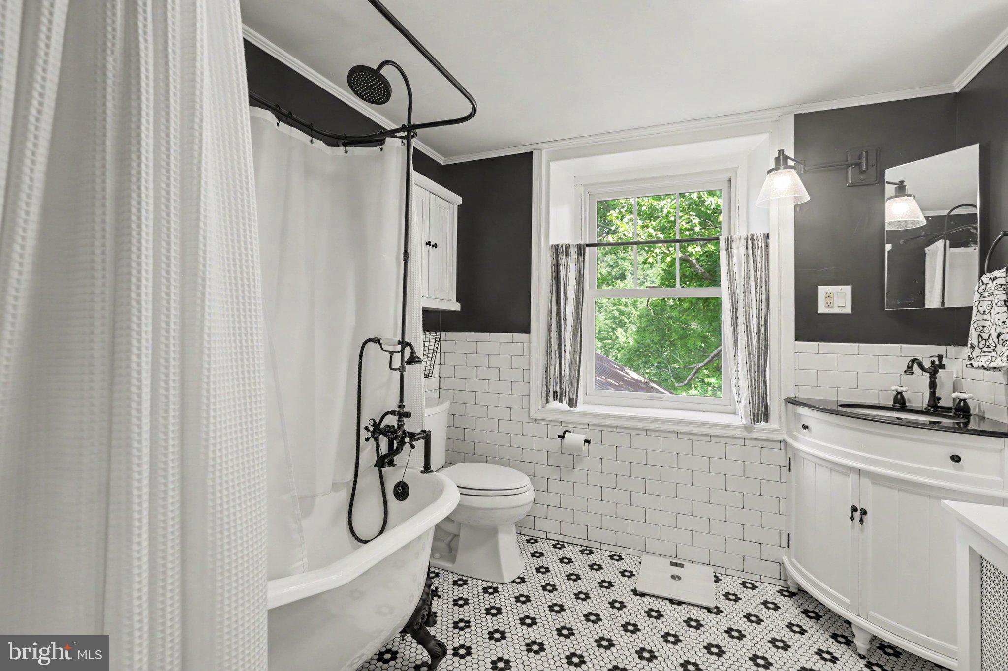 285 Cold Springs Road Gettysburg, PA 17325 - Photo 23 of 57 Gallery Image 23