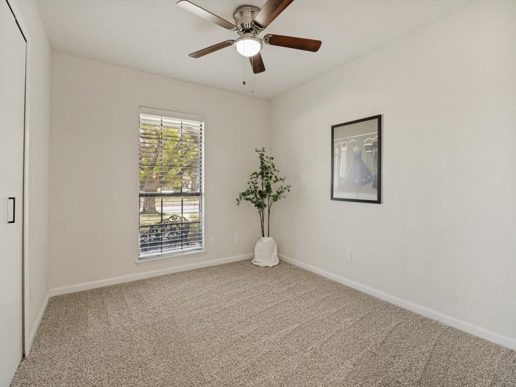 2036 Apple Valley Road Plano, TX 75023 - Photo 20 of 24