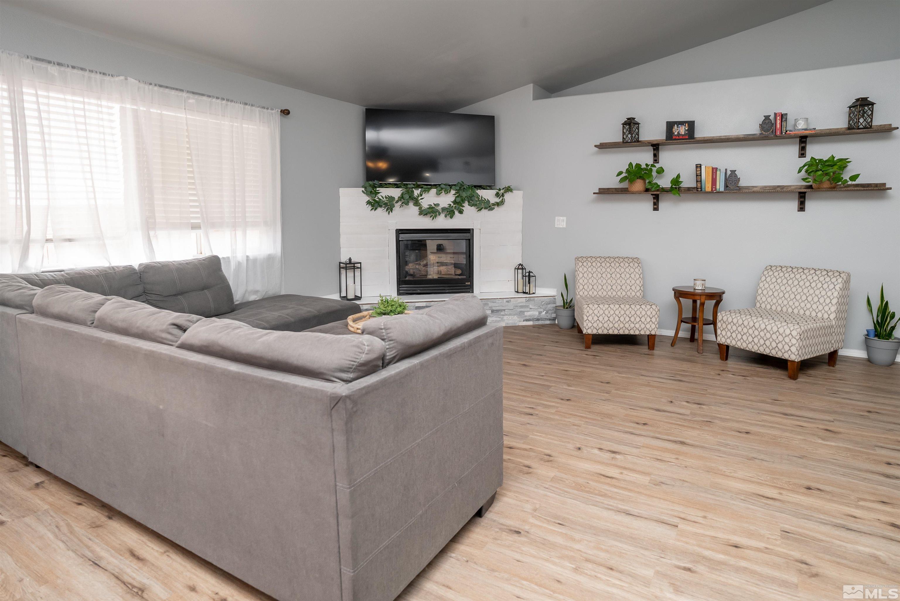 540 St Louis Road Fernley, NV 89408 - Photo 4 of 25 Photo 4