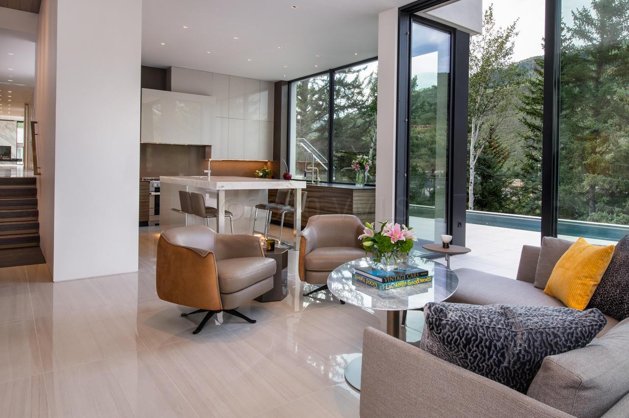 165 West Forest Road Vail, CO 81657 - Photo 19 of 56 Sliding doors connection indoor outdoors