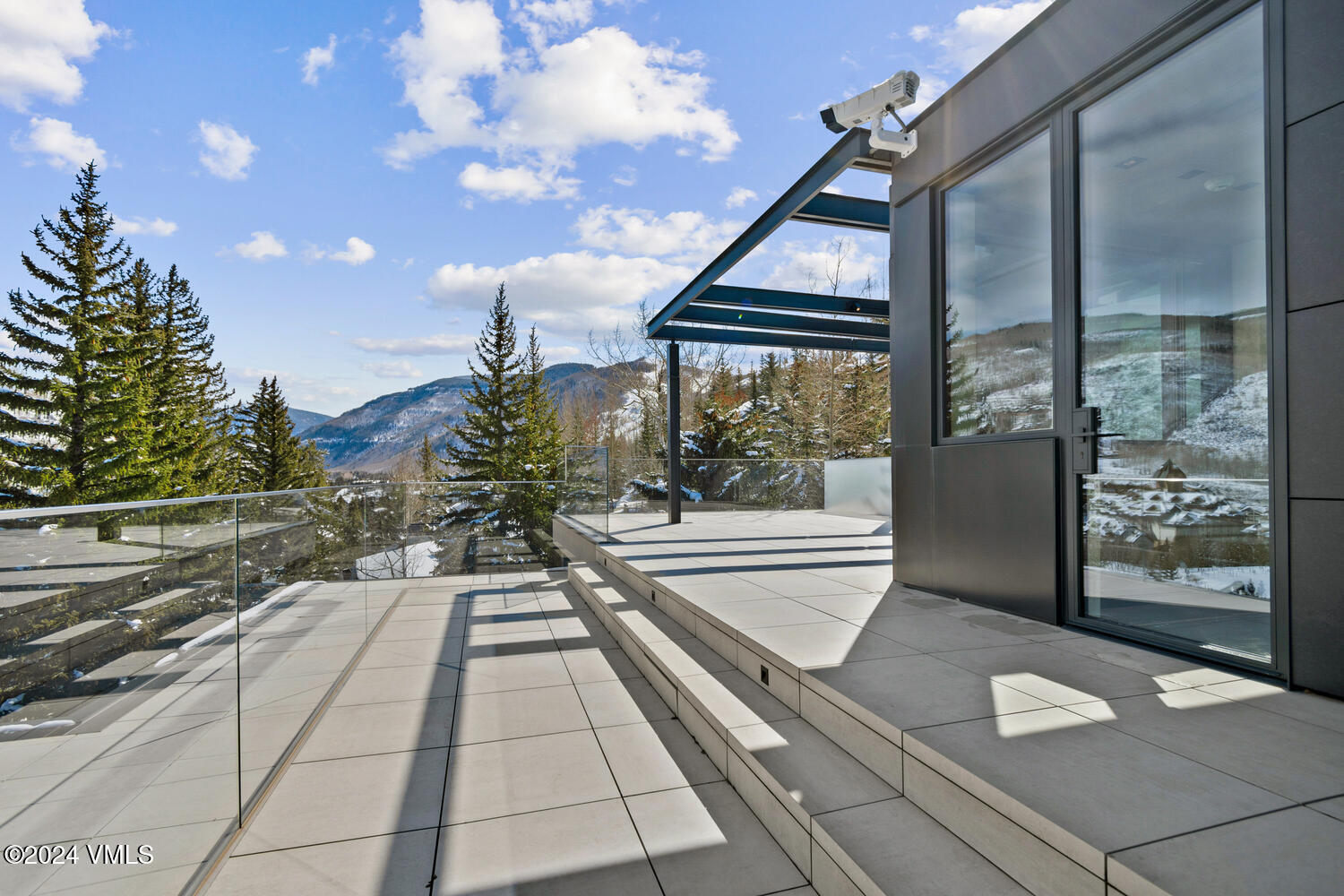 165 West Forest Road Vail, CO 81657 - Photo 9 of 56 Outdoor living