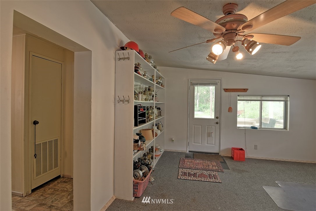 21302 North Carpenter Road Snohomish, WA 98290 - Photo 13 of 25 Gallery Image 13