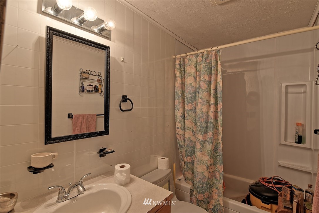 21302 North Carpenter Road Snohomish, WA 98290 - Photo 17 of 25 Gallery Image 17