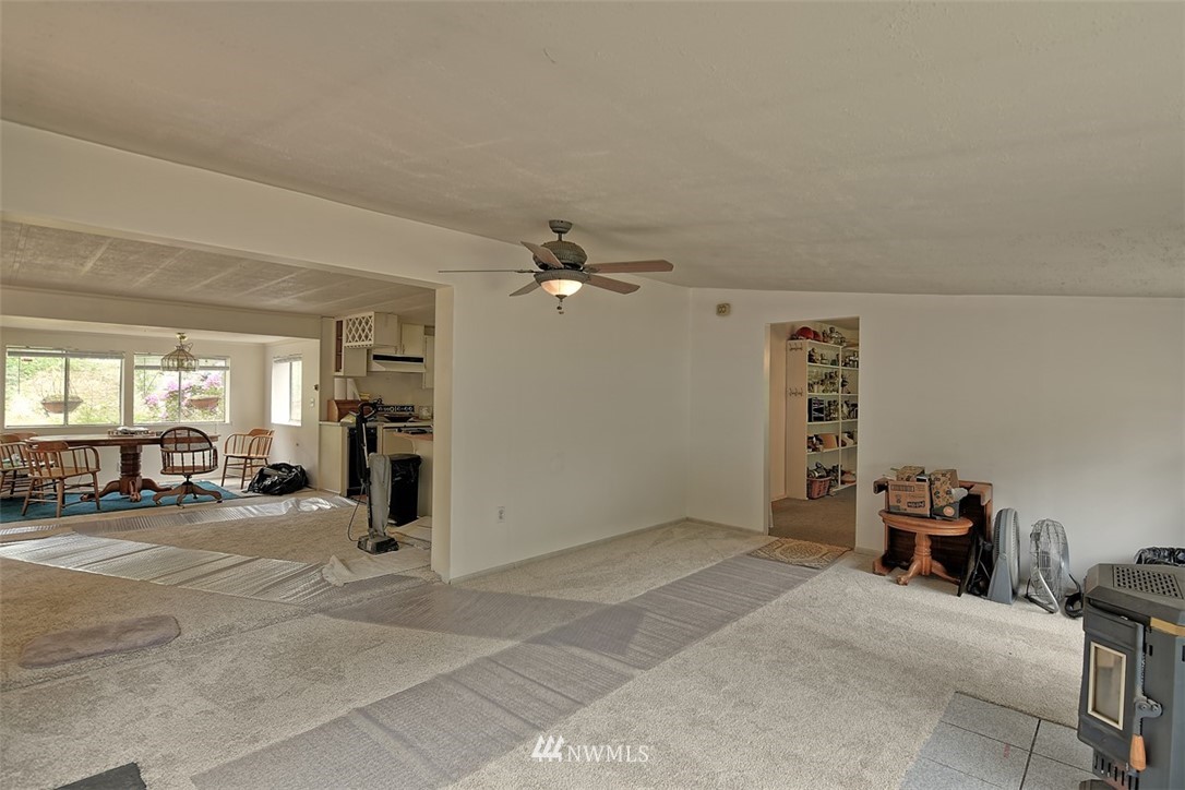 21302 North Carpenter Road Snohomish, WA 98290 - Photo 5 of 25 Gallery Image 5