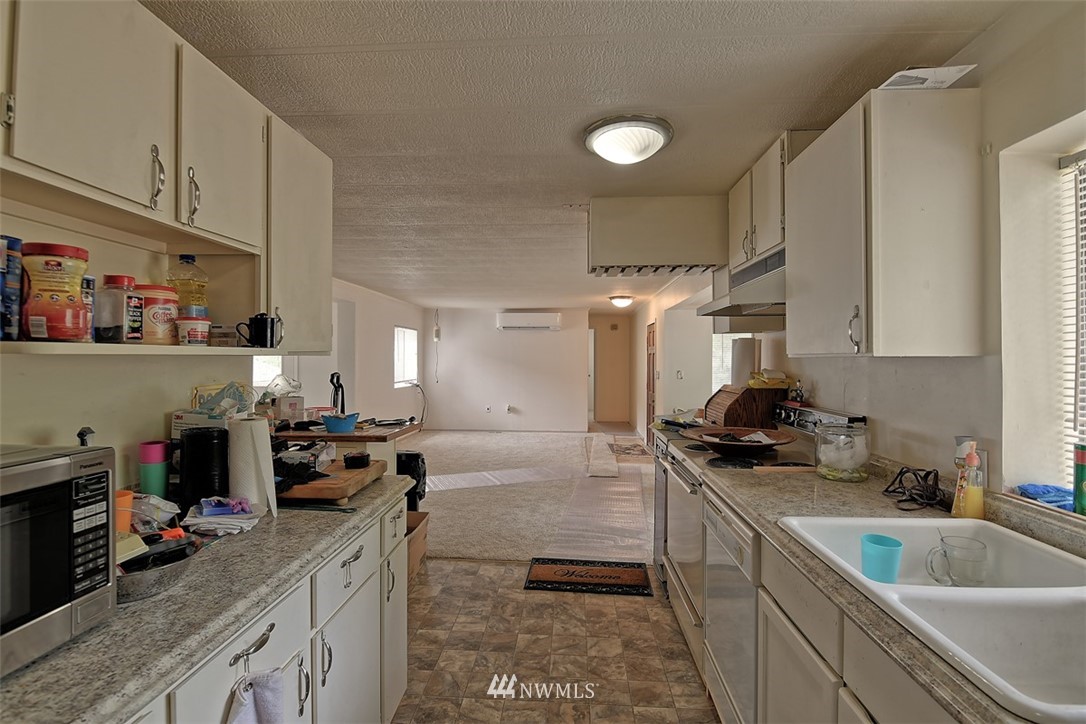 21302 North Carpenter Road Snohomish, WA 98290 - Photo 8 of 25 Gallery Image 8