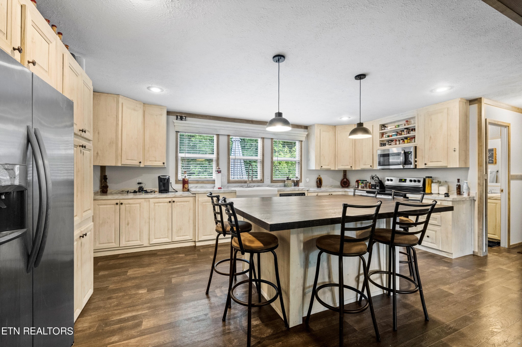 1707 Berry Road Knoxville, TN 37920 - Photo 7 of 24 Gallery Image 7
