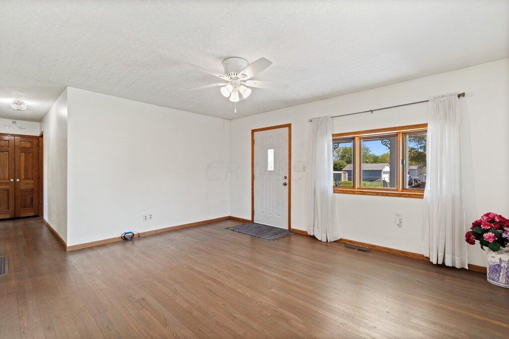 3931 Frazier Road West Columbus, OH 43207 - Photo 6 of 23 3931 Frazier Road West-7.jpg-SMALL