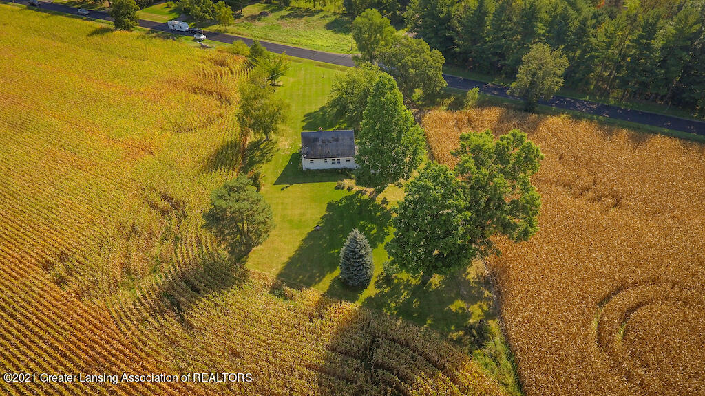 3653 East Round Lake Road Dewitt, MI 48820 - Photo 7 of 41 DJI_0012