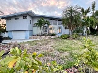 712 Sunset Cove Madeira Beach, FL 33708 - Photo 9 of 93 Gallery Image 9
