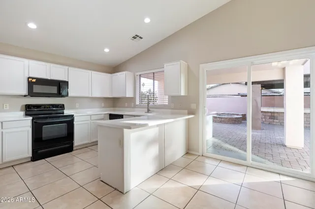 $359,900 | 5629 South 11th Place, Phoenix, AZ 85040