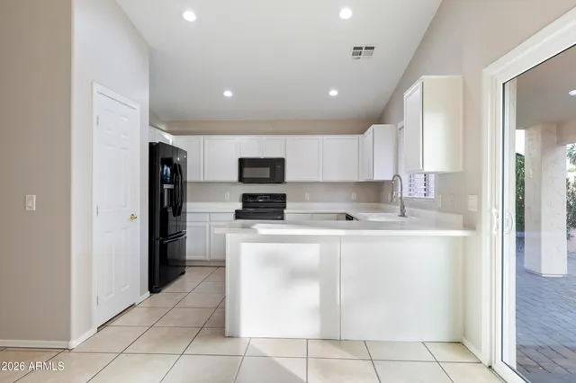 $359,900 | 5629 South 11th Place, Phoenix, AZ 85040