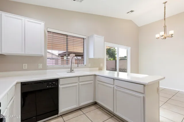 $359,900 | 5629 South 11th Place, Phoenix, AZ 85040