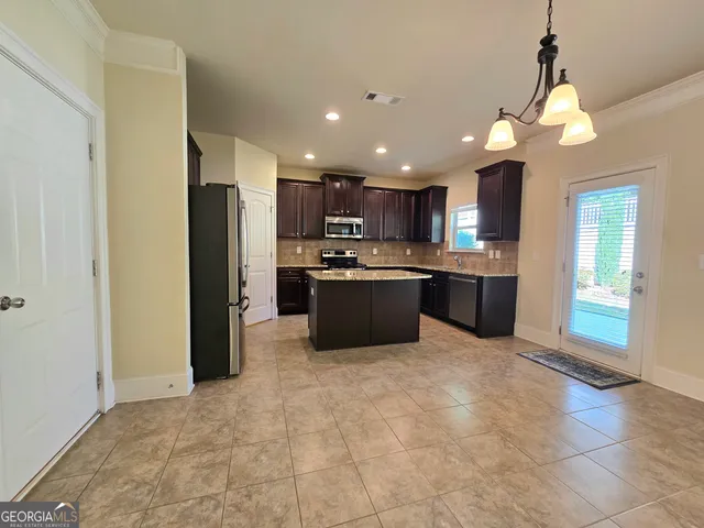 $445,000 | 9 Ravine Drive, Newnan, GA 30265