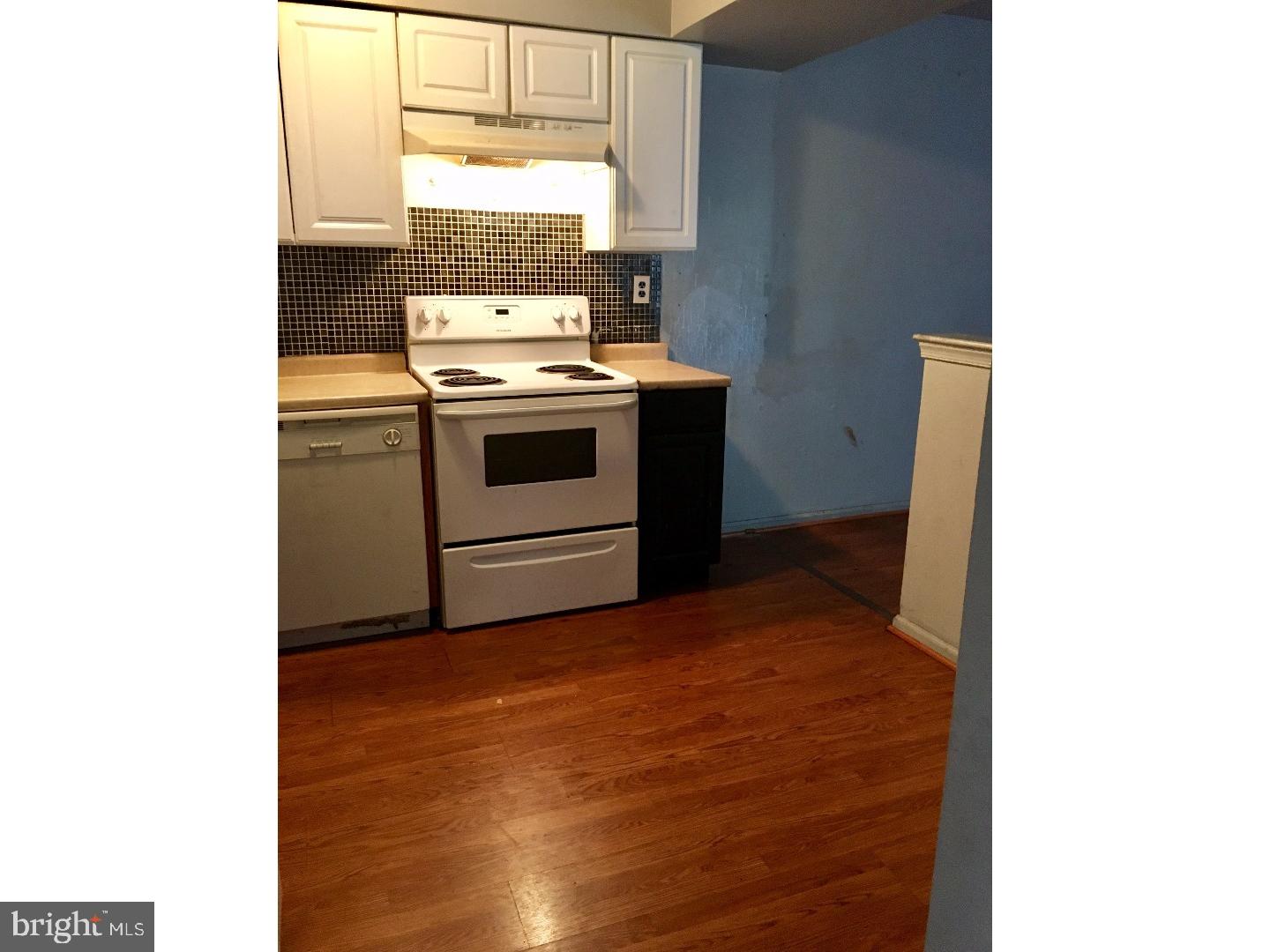 58 Hampshire Road Sicklerville, NJ 08081 - Photo 5 of 9 Kitchen