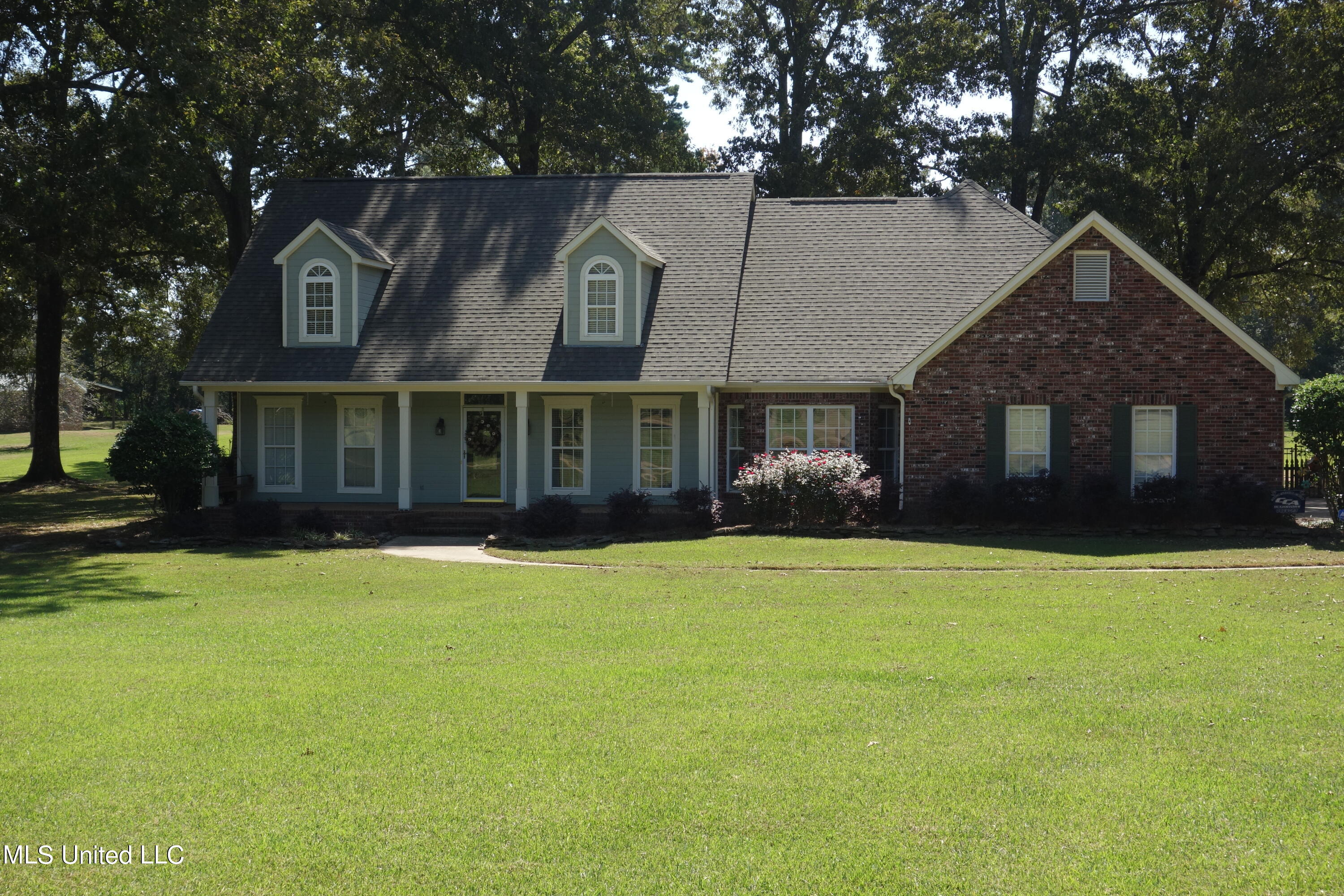 123 Oak Ridge Drive Raymond, MS 39154 - Photo 1 of 50 DSC04417