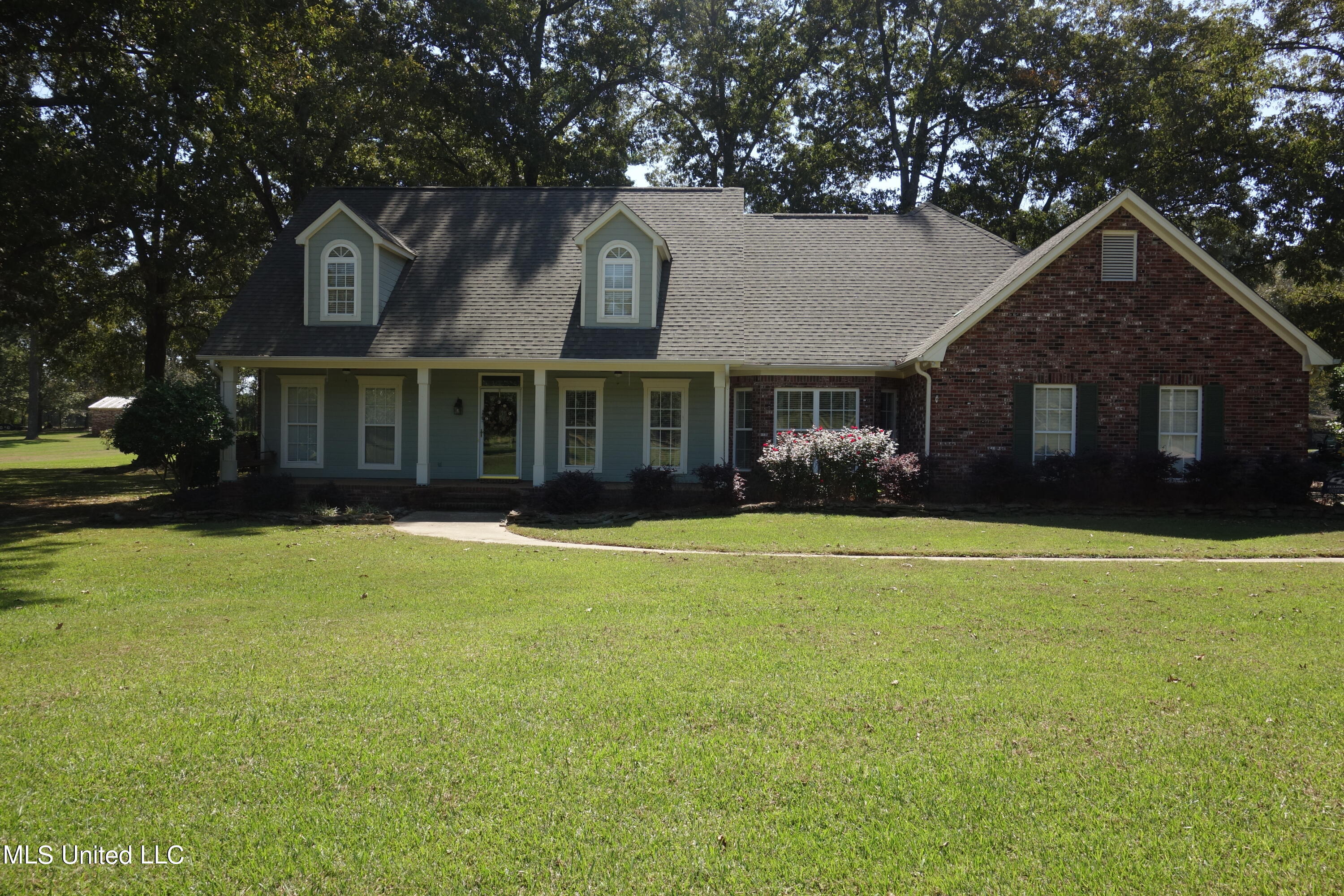 123 Oak Ridge Drive Raymond, MS 39154 - Photo 3 of 50 DSC04422