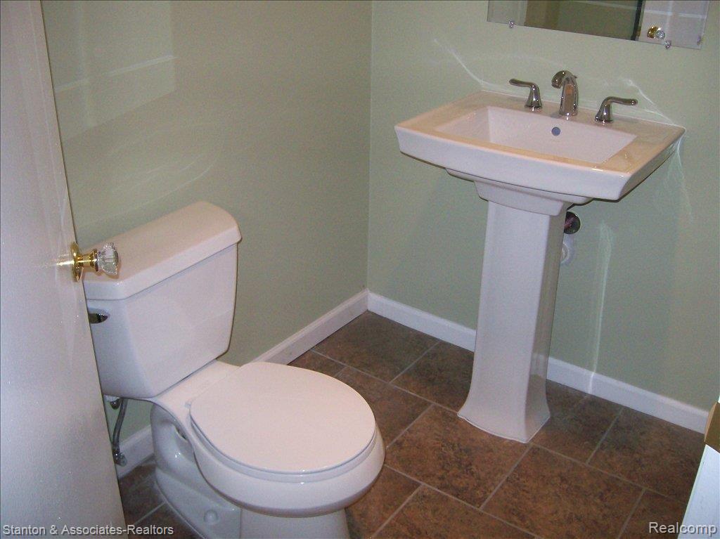 3593 Wakefield Road Berkley, MI 48072 - Photo 11 of 19 Basement Lav