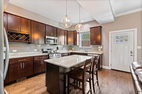$719,500 | 5101 North Avers Avenue, Chicago, IL 60625