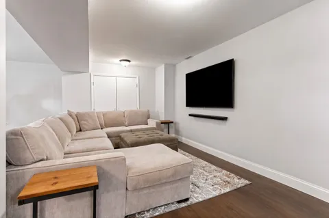 $719,500 | 5101 North Avers Avenue, Chicago, IL 60625