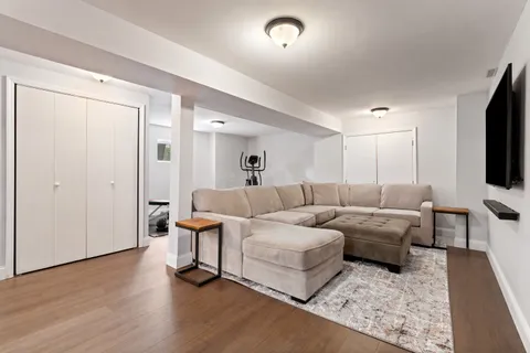 $719,500 | 5101 North Avers Avenue, Chicago, IL 60625