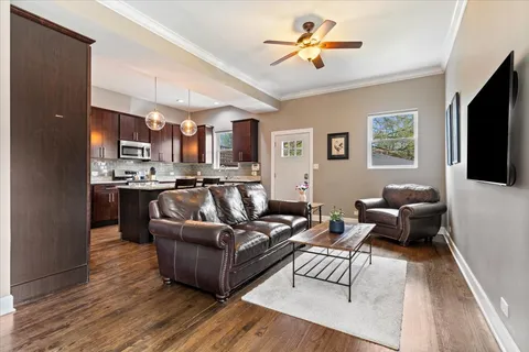 $719,500 | 5101 North Avers Avenue, Chicago, IL 60625