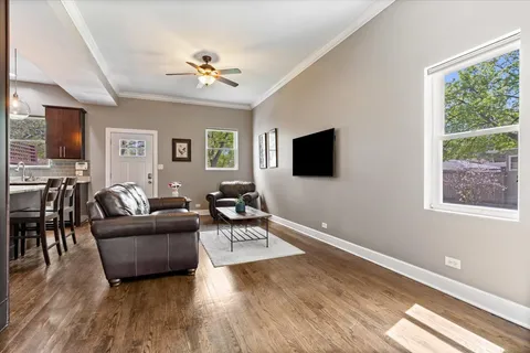 $719,500 | 5101 North Avers Avenue, Chicago, IL 60625